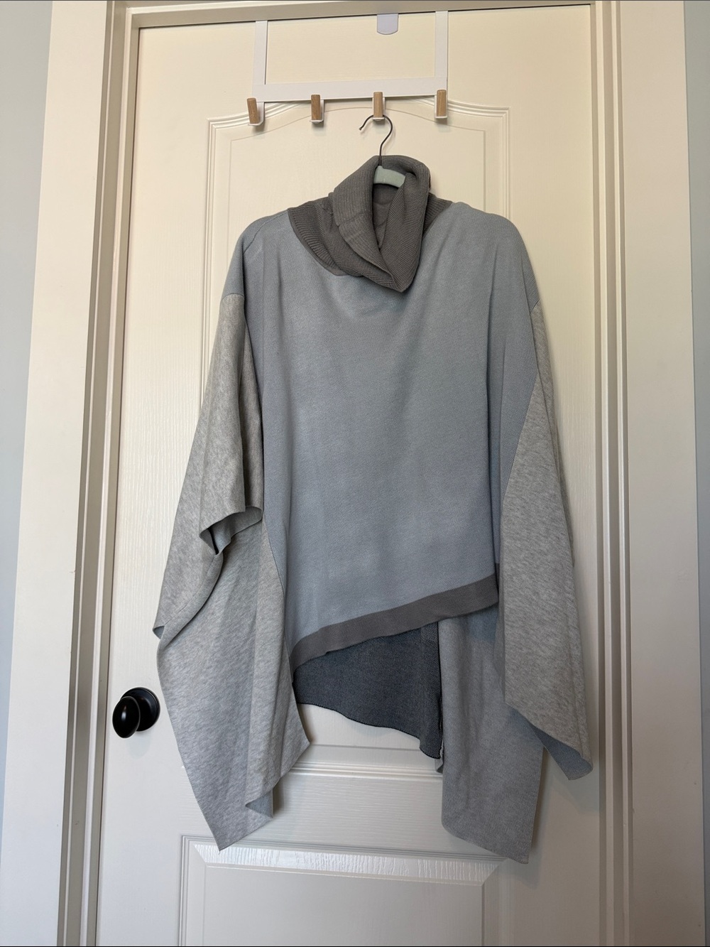 Ivanka Trump Light Gray Knit Sweater